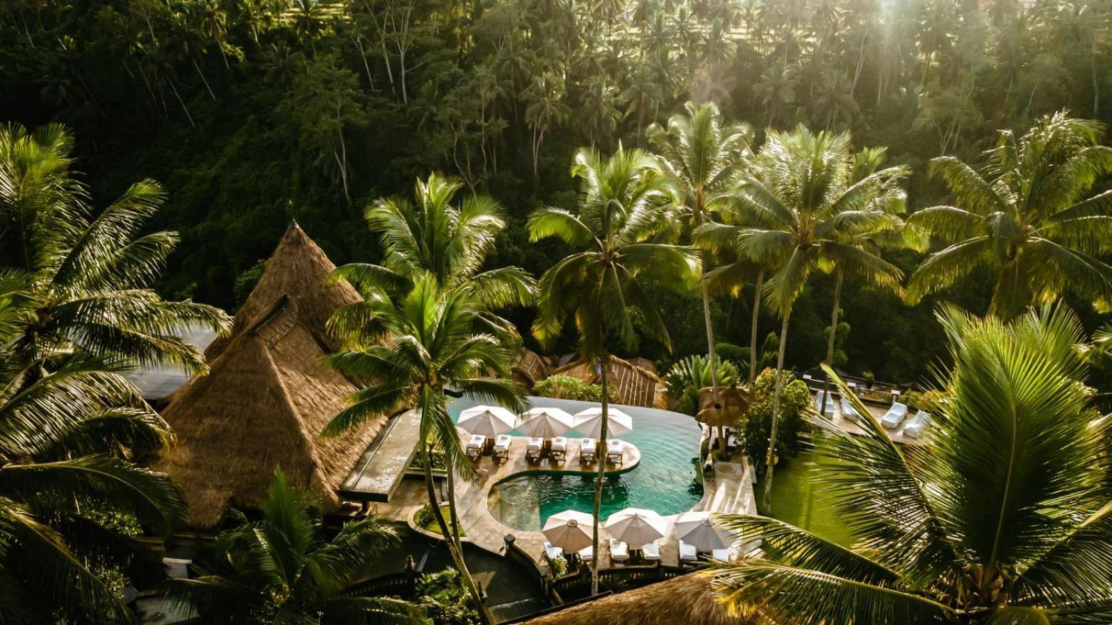 Cascades Suites Ubud Buitenkant foto